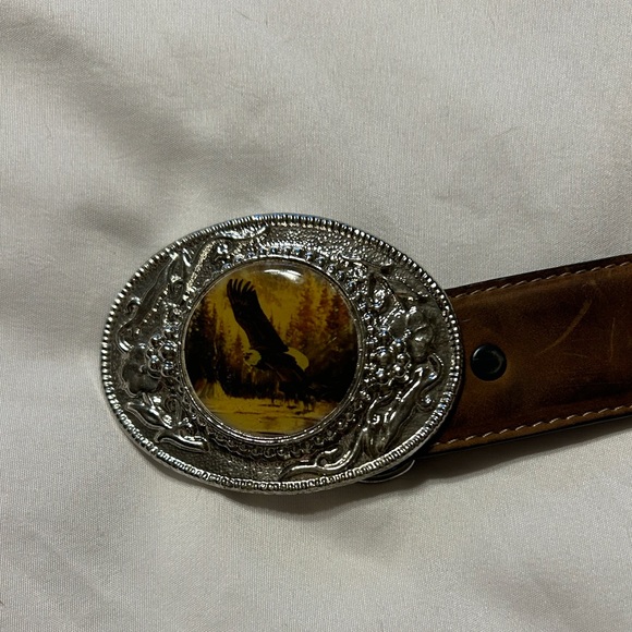 Men’s Silvercreek Classic Brown Leather Belt With Balded Eagle Belt Buckle - Picture 9 of 10